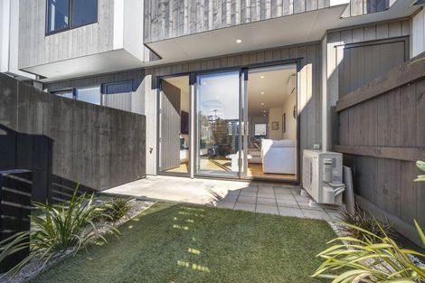 Photo of property in 12/82 East Coast Road, Milford, Auckland, 0620