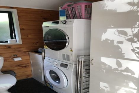 Photo of property in 42a Matipo Road, Mairangi Bay, Auckland, 0630