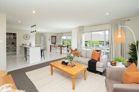 Photo of property in 60 Magellan Rise, Flagstaff, Hamilton, 3210