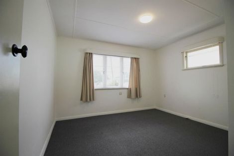 Photo of property in 8 Croydon Road, New Lynn, Auckland, 0600