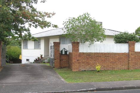 Photo of property in 44 Kirby Street, Glendene, Auckland, 0602