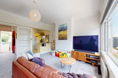 Photo of property in Samoa High Commission, 4/1 Wesley Road, Kelburn, Wellington, 6012