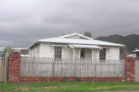Photo of property in 59 York Street, Moera, Lower Hutt, 5010