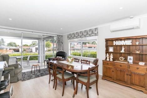 Photo of property in 99 Dixon Road, Glenview, Hamilton, 3206