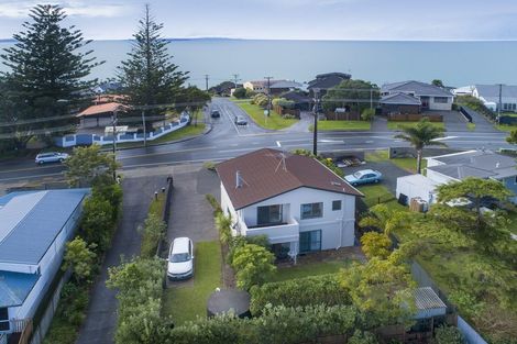 Photo of property in 81 Vipond Road, Stanmore Bay, Whangaparaoa, 0932