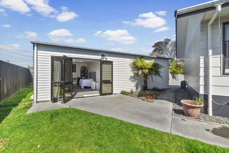Photo of property in 14 Mcewan Place, Fitzroy, Hamilton, 3206
