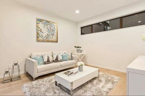 Photo of property in 52 Lockheed Street, Hobsonville, Auckland, 0618