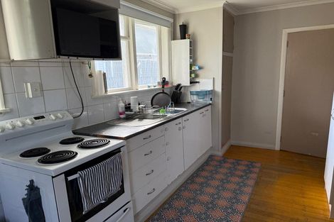 Photo of property in 4b Parton Road, Papamoa Beach, Papamoa, 3118