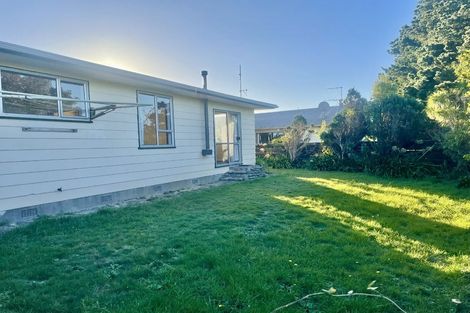 Photo of property in 11 Mossburn Grove, Kelson, Lower Hutt, 5010