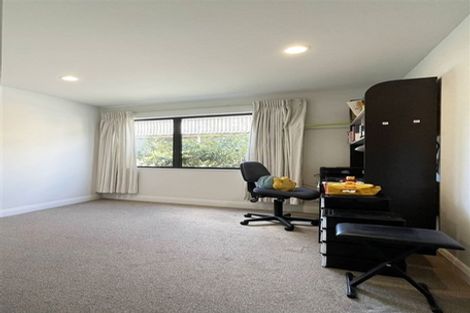 Photo of property in 51 Reeves Road, Pakuranga, Auckland, 2010