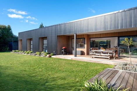 Photo of property in 11 Bodes Lane, Kinloch, Taupo, 3377