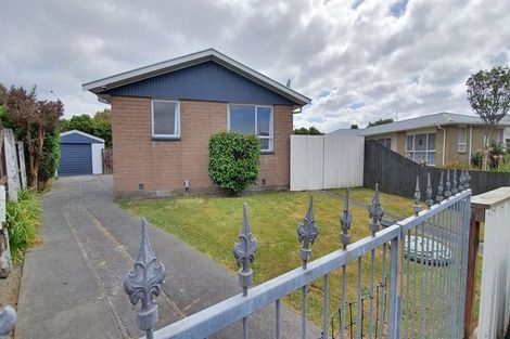 Photo of property in 21 Besant Place, Avondale, Christchurch, 8061