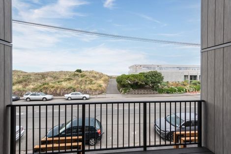 Photo of property in 9/180 Marine Parade, New Brighton, Christchurch, 8083