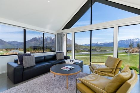Photo of property in 35 Jacks Point Rise, Jacks Point, Queenstown, 9371
