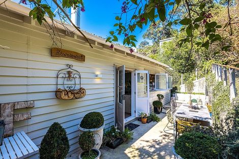 Photo of property in 24 Miro Road, Palm Beach, Waiheke Island, 1081