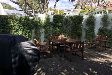 Photo of property in 32 Whitby Crescent, Mairangi Bay, Auckland, 0630