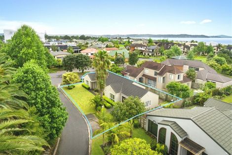 Photo of property in 15 Huntaway Lane, Te Atatu Peninsula, Auckland, 0610