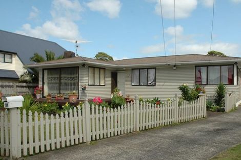 Photo of property in 11 Tiraumea Drive, Pakuranga, Auckland, 2010