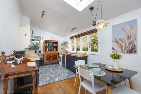 Photo of property in 12 Russell Street, Stepneyville, Nelson, 7010