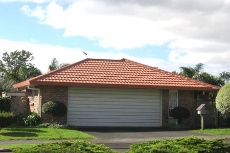 Photo of property in 1 Maurice Borich Place, Henderson, Auckland, 0610