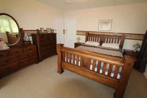 Photo of property in 15 Haswell Street, Eketahuna, 4900