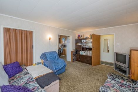 Photo of property in 77 Bartholomew Road, Levin, 5510