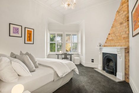 Photo of property in 215 Jervois Road, Herne Bay, Auckland, 1011