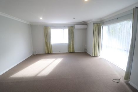 Photo of property in 23 Arlose Place, Westgate, Auckland, 0614