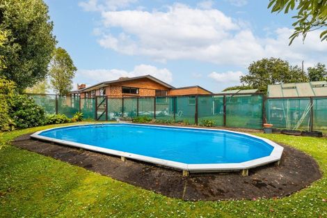 Photo of property in 95 Manu Crescent, Upper Vogeltown, New Plymouth, 4310