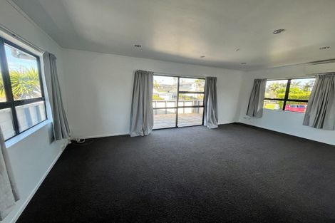 Photo of property in 85a Rosario Crescent, Red Beach, 0932