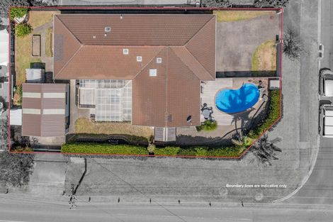 Photo of property in 2 Bannings Way, Hobsonville, Auckland, 0618