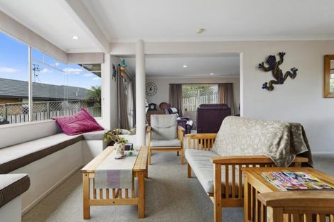 Photo of property in 14 Cloverlea Walk, Welcome Bay, Tauranga, 3112
