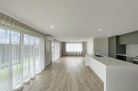 Photo of property in 15 Aspen Grove, Fernhill, Queenstown, 9300