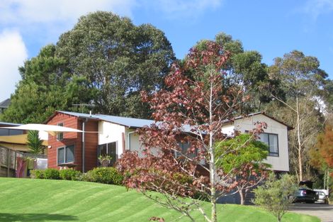 Photo of property in 35 Esther Place, Red Beach, 0932