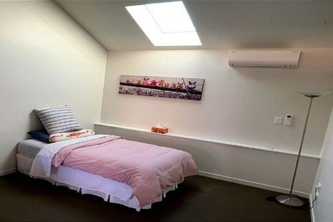 Photo of property in 9 Wharf Road, Albany, Auckland, 0632