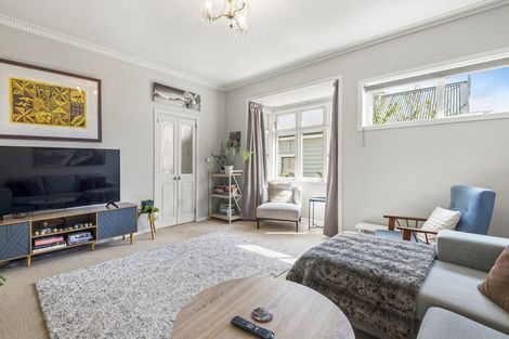 Photo of property in 5 Bulwer Street, Devonport, Auckland, 0624