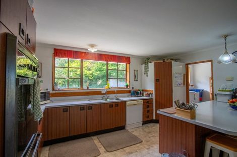 Photo of property in 8 Ameku Road, Raetihi, 4632