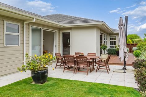 Photo of property in 26 Otupoa Way, Paraparaumu, 5032