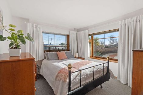 Photo of property in 305 Lake Terrace Road, Shirley, Christchurch, 8061