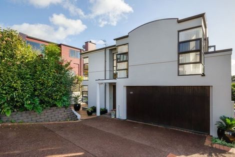 Photo of property in 135 Wiseley Road, West Harbour, Auckland, 0618