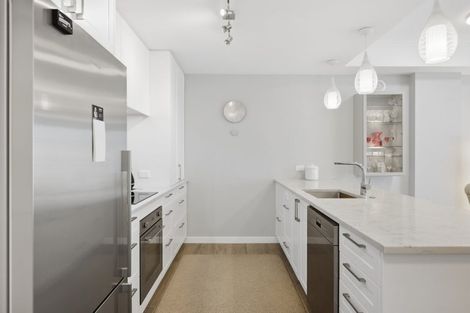 Photo of property in 107 Panorama Heights, Orewa, 0931