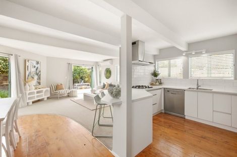 Photo of property in 3a Allison Avenue, Mount Maunganui, 3116