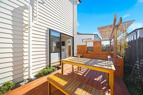 Photo of property in 20 Riroriro Road, Hobsonville, Auckland, 0616