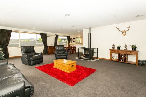 Photo of property in 8 Ferrier Place, Tinwald, Ashburton, 7700