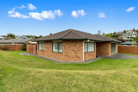 Photo of property in 49 Oteki Park Drive, Welcome Bay, Tauranga, 3112