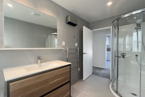 Photo of property in 319d East Coast Road, Mairangi Bay, Auckland, 0630