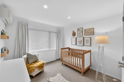 Photo of property in 16 Frank Gill Road, Hobsonville, Auckland, 0616