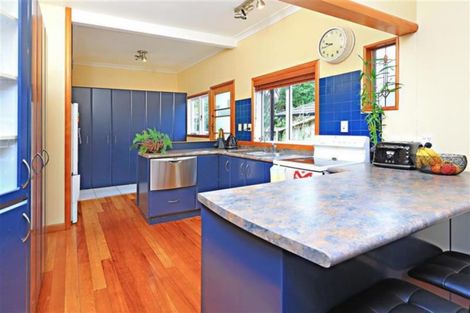 Photo of property in 19 Clevedon Road, Papakura, 2110