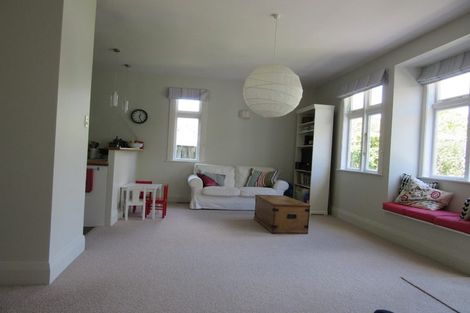 Photo of property in 25 Chamberlain Road, Karori, Wellington, 6012