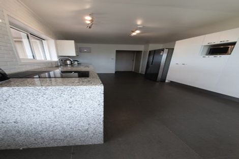 Photo of property in 36 Jade Avenue, Pakuranga Heights, Auckland, 2010